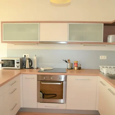 Bratislava Apartments Centre & Stadium & Concerts & Parking Ashley Apartman Pozsony