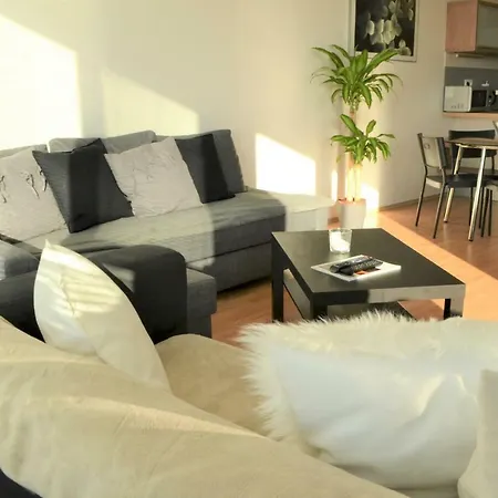 Bratislava Apartments Centre & Stadium & Concerts & Parking Ashley * Pozsony