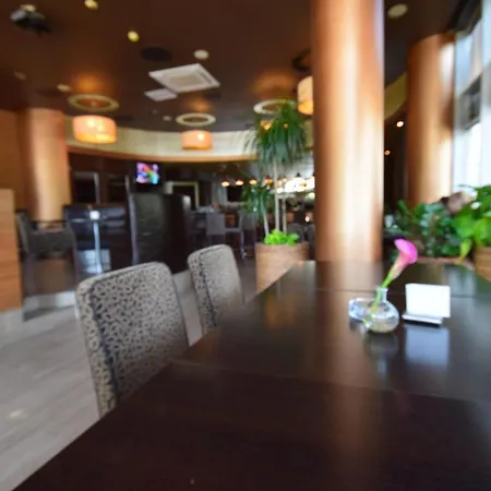 Bratislava Apartments Centre & Stadium & Concerts & Parking Ashley *