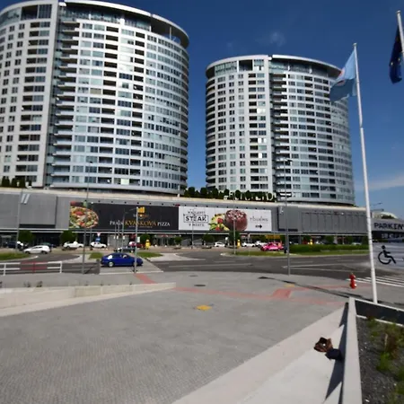 Lägenhet Bratislava Apartments Centre & Stadium & Concerts & Parking Ashley